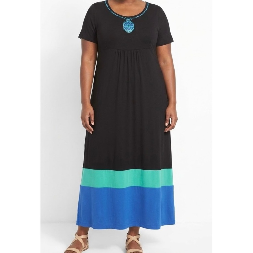 CATHERINES NWT Women's Black Colorblock Embroidered Maxi Dress-Plus 2X 22/24W